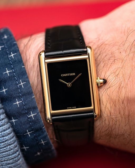 Relógio Tank Black Gold